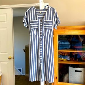 Blue striped dress with working buttons